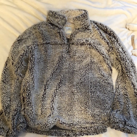 Wubby Fleece Pull over - Picture 1 of 3
